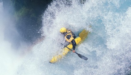 开云体育下载-独行侠狂胜灰熊，德罗赞在NBA总决赛接管比赛，当孤星照亮孟菲斯之夜