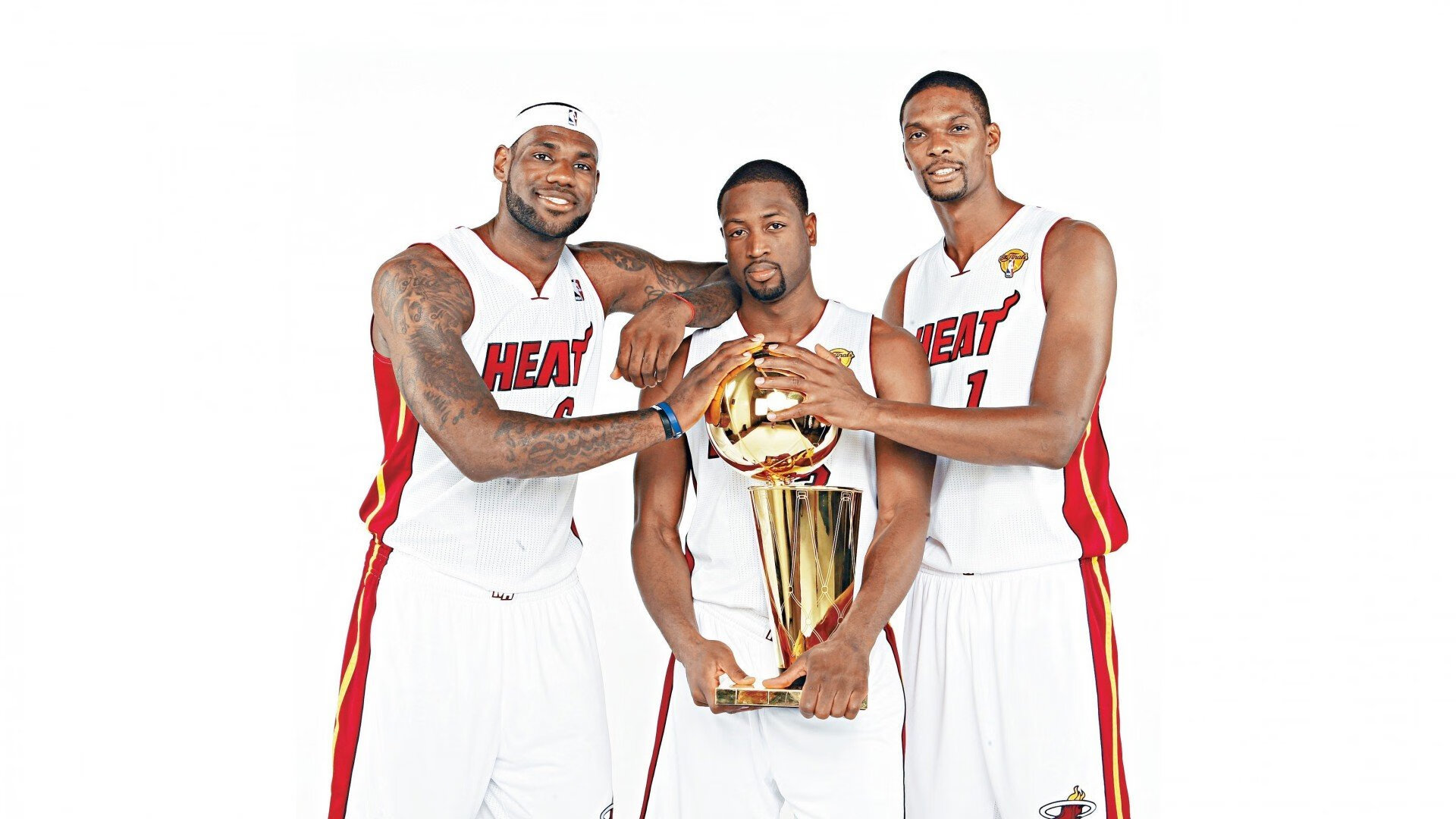 英超争冠焦点战，当足球成为全球化的流动史诗